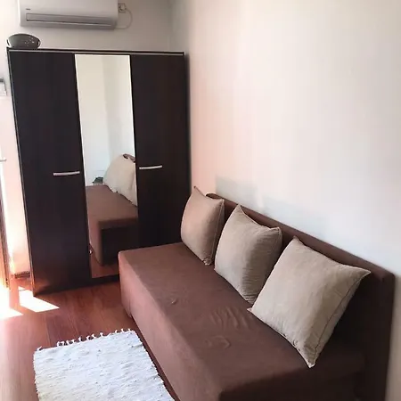 Apartman Mellitus *